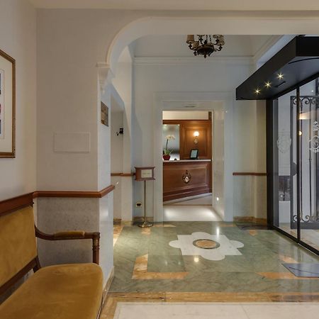 Hotel Borromeo Exterior photo
