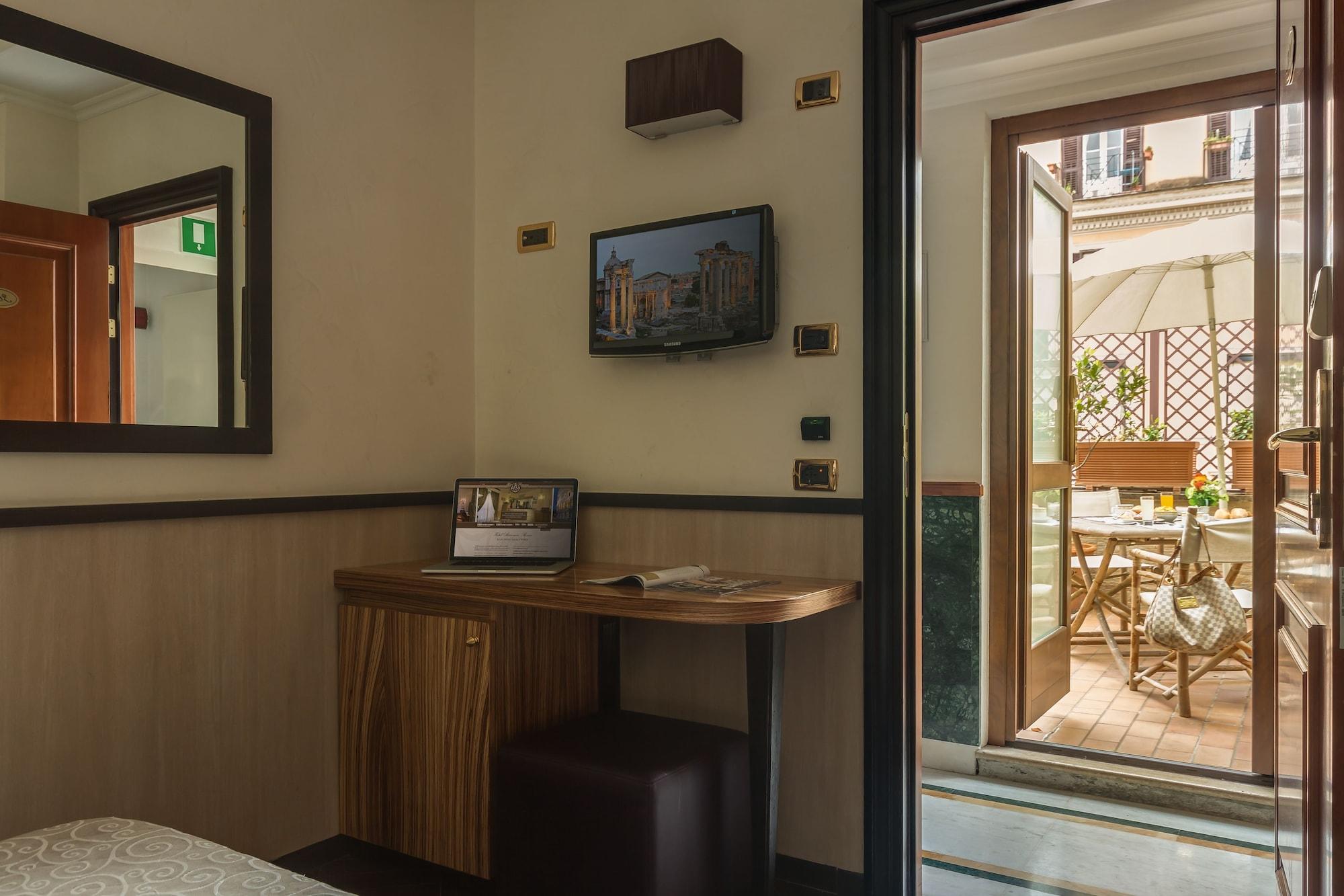 Hotel Borromeo Exterior photo