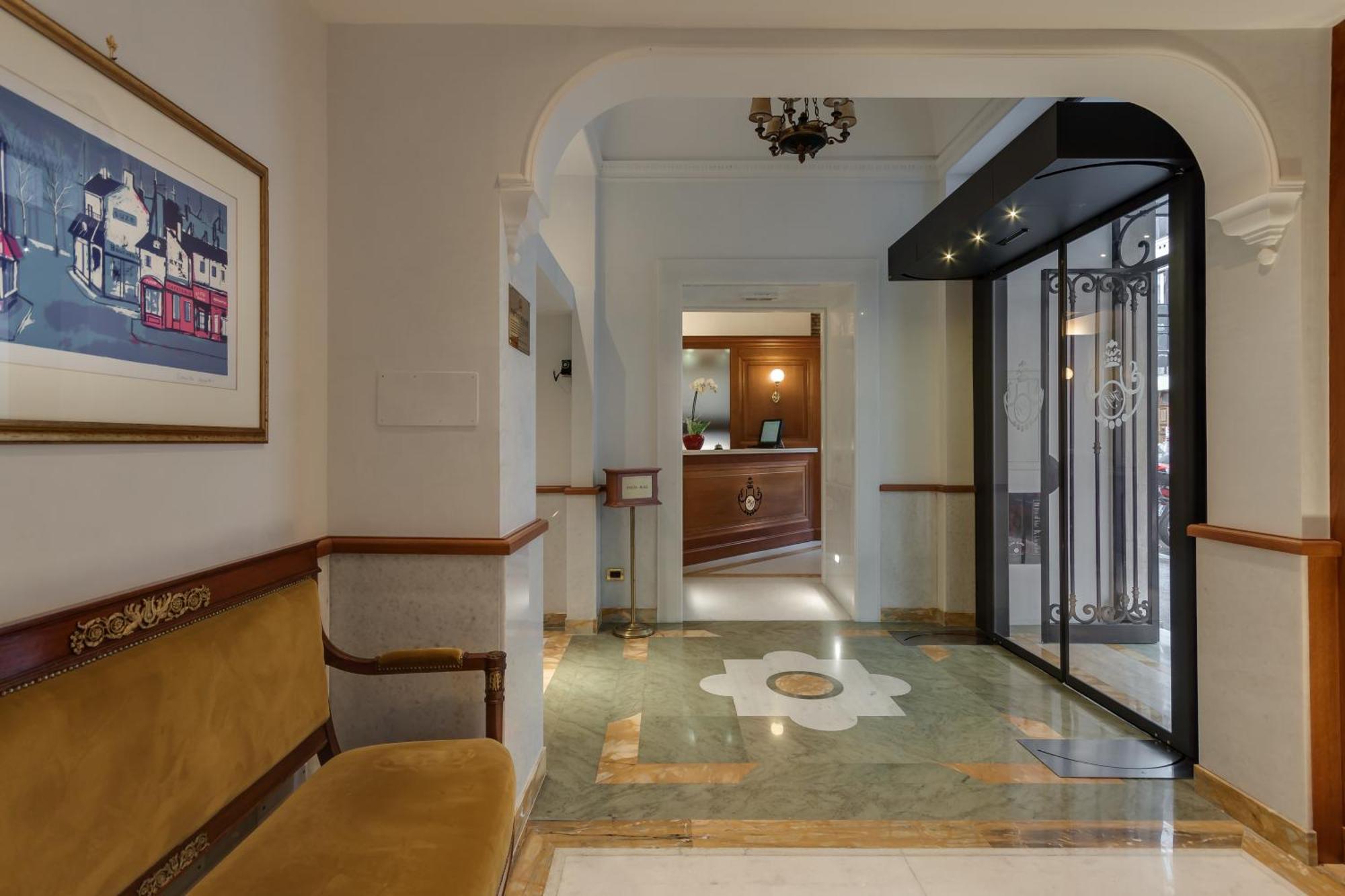 Hotel Borromeo Exterior photo