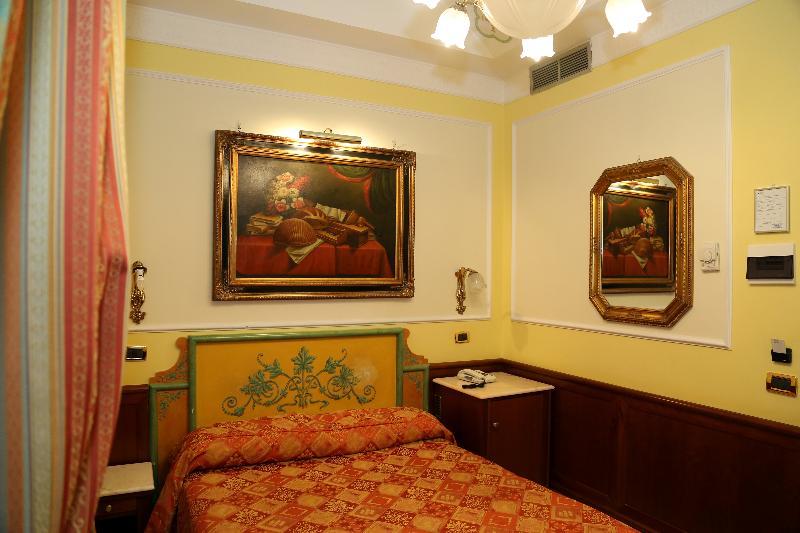 Hotel Borromeo Exterior photo